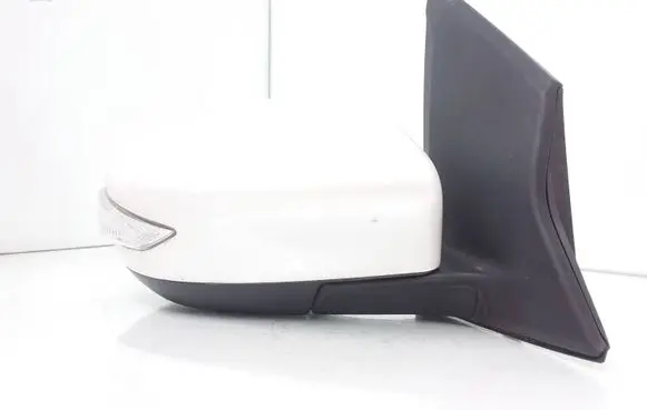 Nissan Pulsar Front door electric wing mirror 212876244 21996928E04 0411056