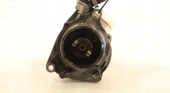 BMW 5 E39 Vacuum pump 7786841F