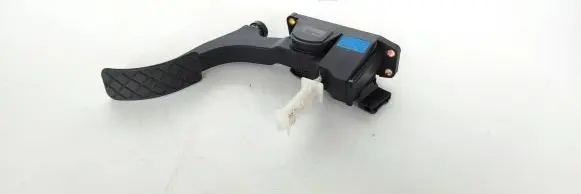 Audi A3 S3 8L Accelerator throttle pedal 1J1723503AF 282200587Y 0281002344