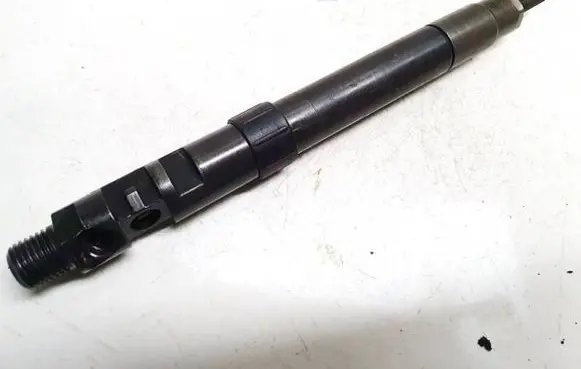 Ford Grand C-MAX Fuel injector 9686191080 EMBR00101D