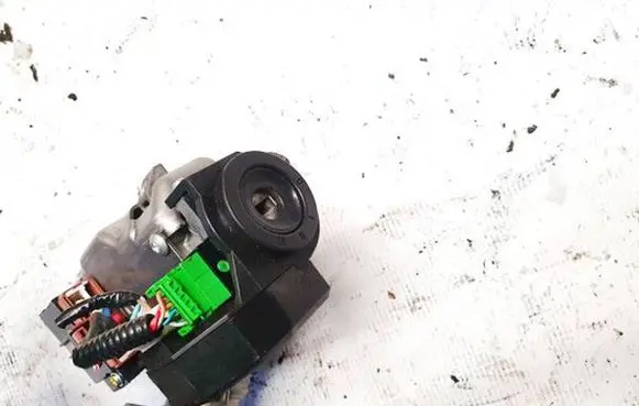 Honda CR-V Ignition lock contact 