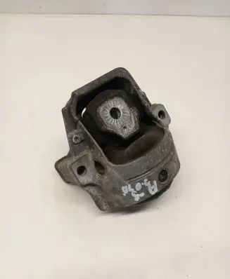 Audi A5 Sportback 8TA Engine mount bracket 8R199881