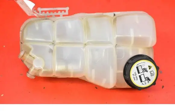 Volvo V40 Coolant expansion tank/reservoir 31338764