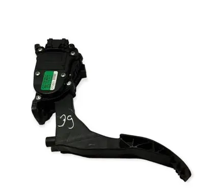Skoda Fabia Mk2 (5J) Accelerator throttle pedal 6q1721503m