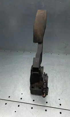 Opel Astra G Accelerator pedal position sensor 