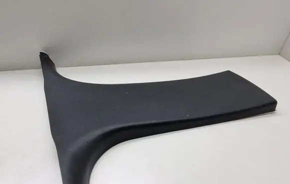 BMW 3 E90 E91 (B) pillar trim (bottom) 7058338