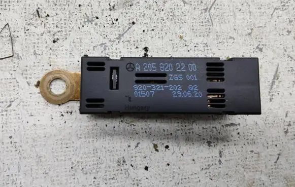 Mercedes-Benz C W205 Other control units/modules A2058202200 92032120202 ZGS001