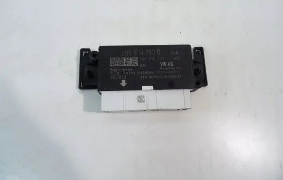 Skoda Fabia Mk3 (NJ) Parking PDC control unit/module 5Q0919283D