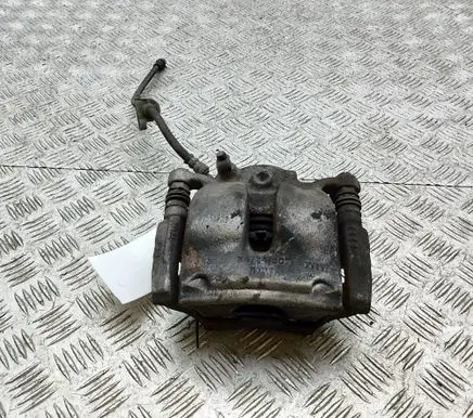BMW 2 F44 Front brake caliper 6860266