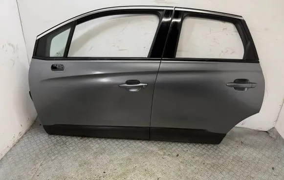 Opel Crossland X Front door 