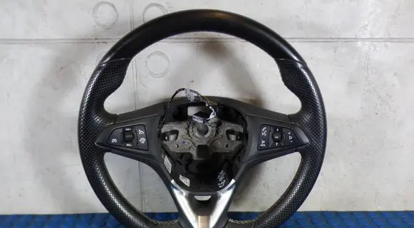 Opel Corsa E Steering wheel CART39036008 39036008 OPC