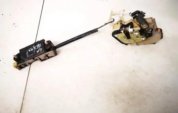 Hyundai Sonata Rear door lock