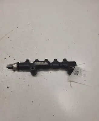 Peugeot 306 Fuel main line pipe 9654592680