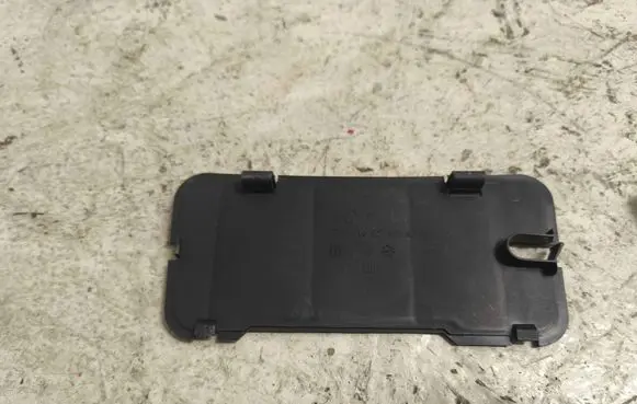 Volkswagen Touareg I Other exterior part 7L6827563A