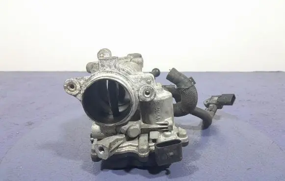 Skoda Superb B5 (3U) Throttle body valve 04L128063AA