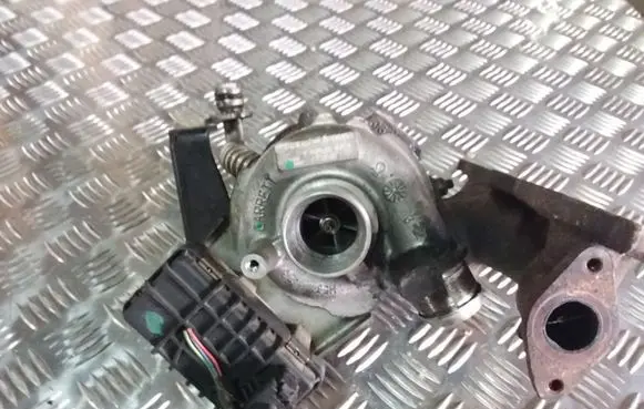 Peugeot 407 Turbo 4U3Q6K682AJ
