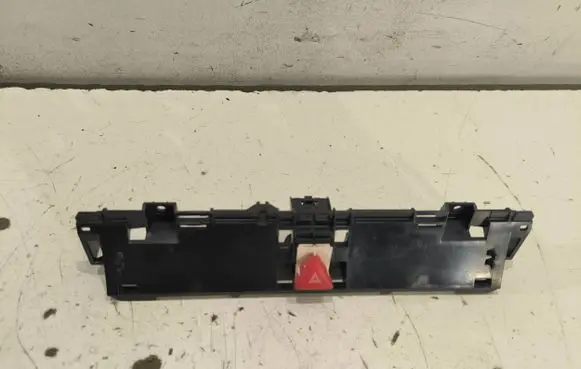 Volkswagen PASSAT B6 Hazard light switch 3c0953509