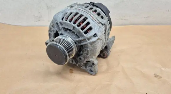 Audi A3 S3 8P Generator/alternator 06F903023F 0124525050