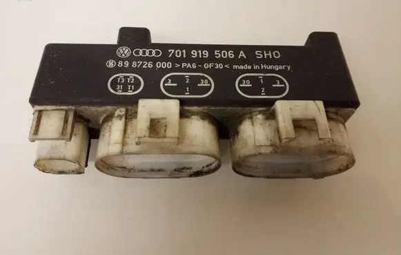 Volkswagen Sharan Coolant fan relay 701919506A 898726000