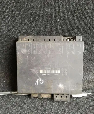 Mercedes-Benz S W220 Seat control module 2208206926