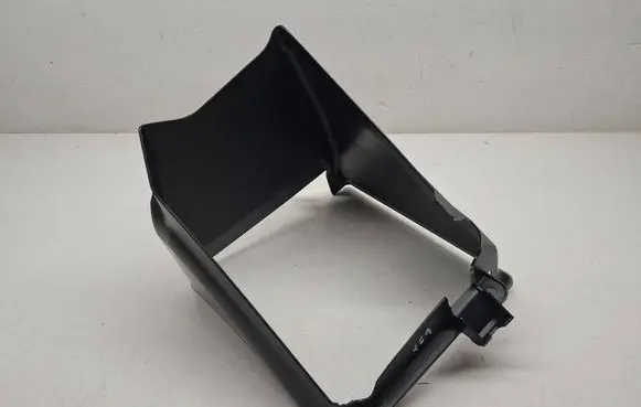 Mercedes-Benz G W465 Intercooler air channel guide 4655051100 A4655051100