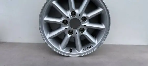BMW Z3 E36 R15 alloy rim 1094480