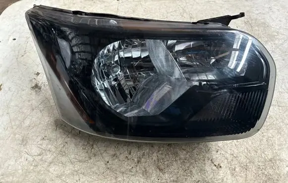 Ford Transit Headlight/headlamp CK4113W029AM