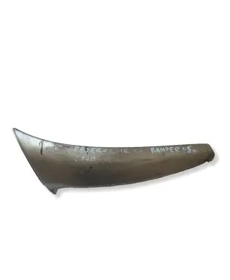 Mitsubishi Pajero Sport I Front bumper splitter molding MR242425