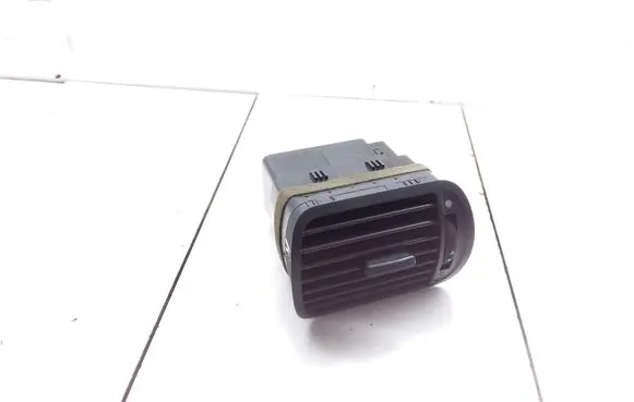 Audi A3 S3 8L Dashboard side air vent grill/cover trim 8L0820901