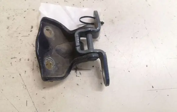 Hyundai Santa Fe Rear door upper hinge