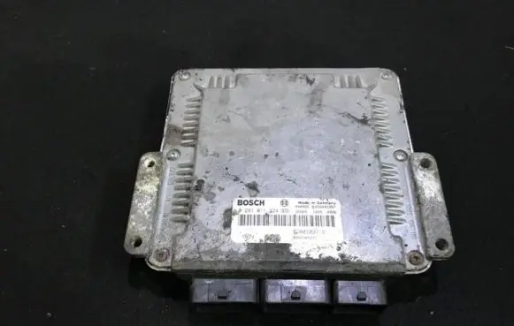 Renault Laguna II Engine control unit/module 0281011324 8200309316