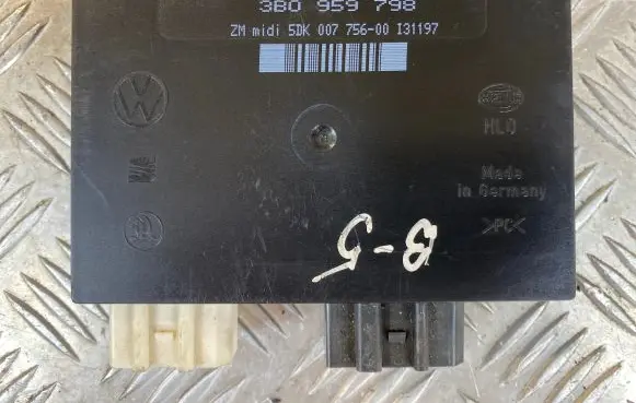 Volkswagen PASSAT B5 Comfort/convenience module 3B0959798 5DK00775600 131197