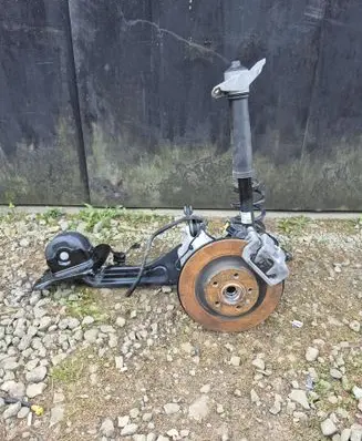 Volvo XC40 Rear wheel hub spindle/knuckle 32246245 32221541