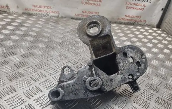 Audi A6 S6 C6 4F Engine mounting bracket 4F0199352F
