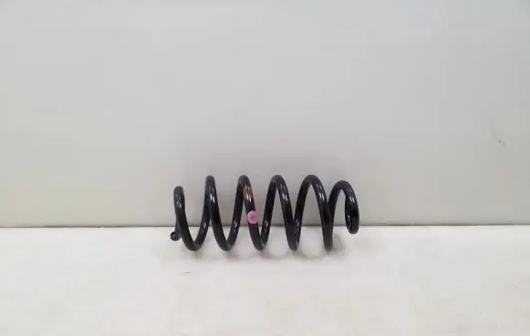 Nissan Qashqai J12 Rear coil spring