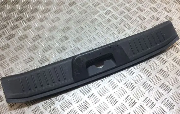 Ford Fiesta Tailgate/boot lid lock trim D1BBB40352AA