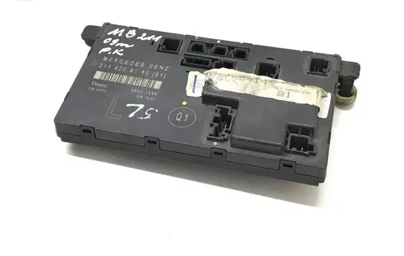 Mercedes-Benz E W211 Door control unit/module 2118208185 211820818501
