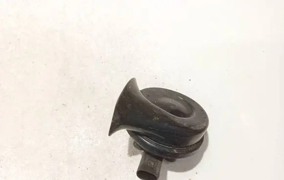 Volkswagen Polo Horn signal e1000209