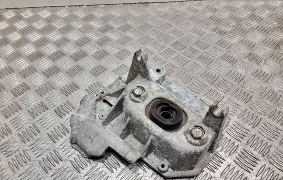 Nissan Note (E11) Gearbox mount 906889 8200352861