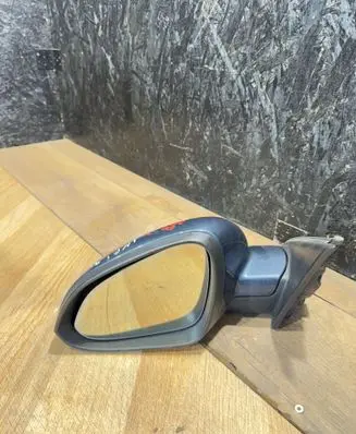 Opel Insignia A Front door electric wing mirror 13269569 13268453