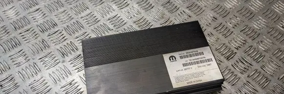 Dodge Challenger Sound amplifier 68303976AB