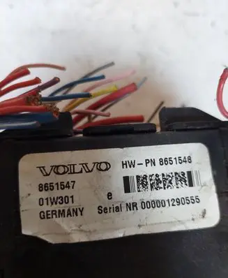 Volvo S60 Fuse box set 8651548 01W301 8651547