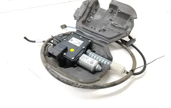 Citroen DS5 Hand brake/parking brake motor 9677589580 A2C30331400 3011050