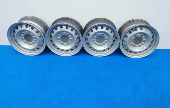 Isuzu D-Max R15 steel rim 65BP21CT