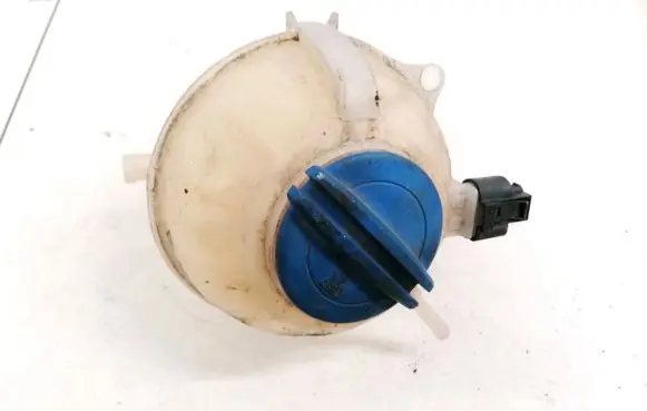 Coolant expansion tank/reservoir