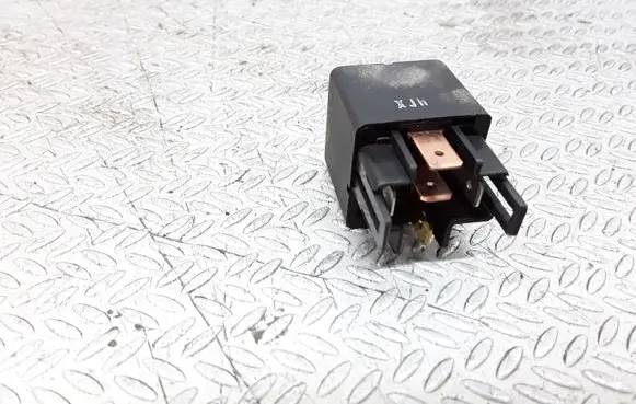 Hyundai Terracan Other relay 95225M2000