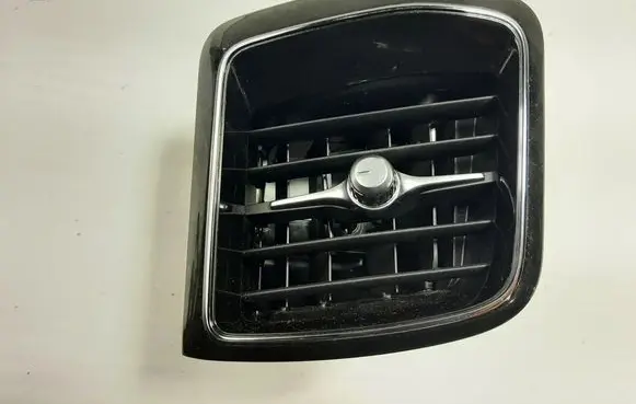 Volvo XC60 Dashboard air vent grill cover trim 31477272 31417691