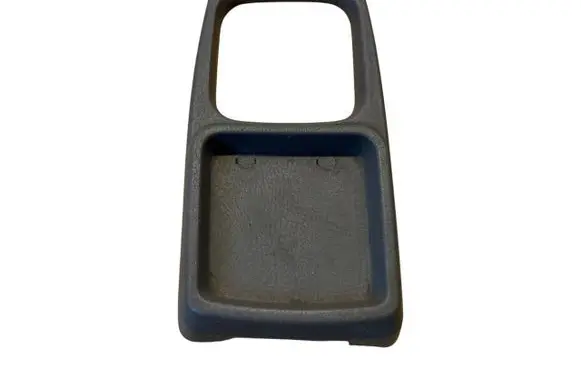 Ford Sierra Other center console (tunnel) element 83BBA044C82AAW