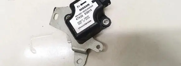 Nissan X-Trail T30 ESP acceleration yaw rate sensor 47930eq010