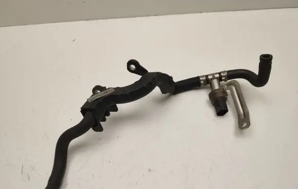 Mercedes-Benz E W212 Air intake hose/pipe A6420703981